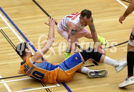 Basketball 2. Bundesliga. Grunddurchgang 8. Runde. Raiders Villach gegen BBU Salzburg. Nino Gross,   (Villach), Guillermo Sanchez Daza (Salzburg). Klagenfurt, am 25.11.2018.
Foto: Kuess
---
pressefotos, pressefotografie, kuess, qs, qspictures, sport, bild, bilder, bilddatenbank