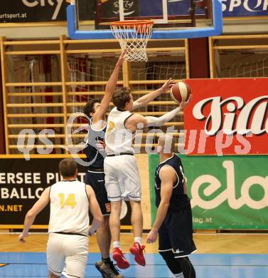Basketball 2. Bundesliga. Grunddurchgang 8. Runde. Woerthersee Piraten gegen BBC Nord Dragonz Eisenstadt. Lukas Simoner (Woerthersee Piraten),  Lukas Baumgartner (BBC Nord Dragonz). Klagenfurt, am 24.11.2018.
Foto: Kuess
---
pressefotos, pressefotografie, kuess, qs, qspictures, sport, bild, bilder, bilddatenbank