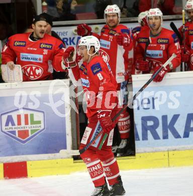 EBEL. Eishockey Bundesliga. KAC gegen Dornbirn Bulldogs. Torjubel Petersen Nicholas Eric, (KAC). Klagenfurt, am 13.11.2018.
Foto: Kuess

---
pressefotos, pressefotografie, kuess, qs, qspictures, sport, bild, bilder, bilddatenbank