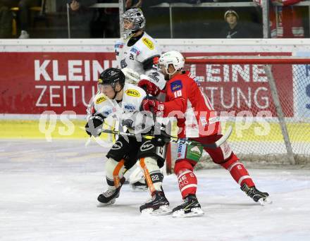 EBEL. Eishockey Bundesliga. KAC gegen Dornbirn Bulldogs. 	Kozek Andrew Jacob (KAC),  Pulli Juuso Eemeli, Rinne Juha Rasmus  (Dornbirn). Klagenfurt, am 13.11.2018.
Foto: Kuess

---
pressefotos, pressefotografie, kuess, qs, qspictures, sport, bild, bilder, bilddatenbank