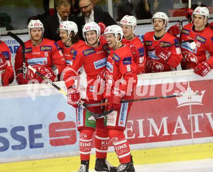 EBEL. Eishockey Bundesliga. KAC gegen Dornbirn Bulldogs. Torjubel Petersen Nicholas Eric, Comrie Adam (KAC). Klagenfurt, am 13.11.2018.
Foto: Kuess

---
pressefotos, pressefotografie, kuess, qs, qspictures, sport, bild, bilder, bilddatenbank