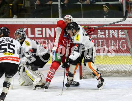EBEL. Eishockey Bundesliga. KAC gegen Dornbirn Bulldogs. Kozek Andrew Jacob (KAC), Pulli Juuso Eemeli (Dornbirn). Klagenfurt, am 13.11.2018.
Foto: Kuess

---
pressefotos, pressefotografie, kuess, qs, qspictures, sport, bild, bilder, bilddatenbank