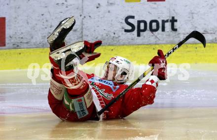 EBEL. Eishockey Bundesliga. KAC gegen	HC TWK Innsbruck (Die Haie).  Torjubel Siim Liivik (KAC). Klagenfurt, am 2.12.2018.
Foto: Kuess

---
pressefotos, pressefotografie, kuess, qs, qspictures, sport, bild, bilder, bilddatenbank