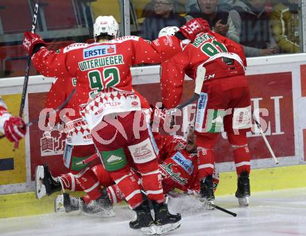 EBEL. Eishockey Bundesliga. KAC gegen	HC TWK Innsbruck (Die Haie).  Torjubel Siim Liivik, Marco Richter, Clemens Unterweger (KAC). Klagenfurt, am 2.12.2018.
Foto: Kuess

---
pressefotos, pressefotografie, kuess, qs, qspictures, sport, bild, bilder, bilddatenbank