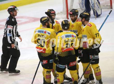 EBEL. Eishockey Bundesliga. EC VSV gegen Vienna Capitals.  Torjubel Tessier Kelsey, DeSousa Christopher, Nissner Benjamin, Mullen Patrick Joseph, Schneider Peter (Vienna Capitals). Villach, am 2.12.2018.
Foto: Kuess 


---
pressefotos, pressefotografie, kuess, qs, qspictures, sport, bild, bilder, bilddatenbank