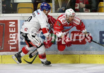 EBEL. Eishockey Bundesliga. KAC gegen	HC TWK Innsbruck (Die Haie).  Mitch Wahl, (KAC), Mario Lamoureux  (Innsbruck). Klagenfurt, am 2.12.2018.
Foto: Kuess

---
pressefotos, pressefotografie, kuess, qs, qspictures, sport, bild, bilder, bilddatenbank