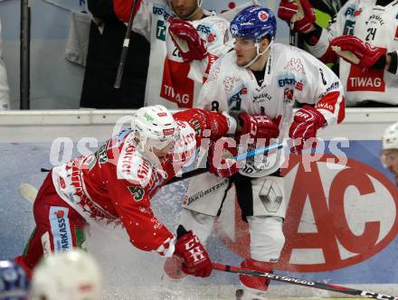 EBEL. Eishockey Bundesliga. KAC gegen	HC TWK Innsbruck (Die Haie).  Clemens Unterweger, (KAC), Clemens Paulweber  (Innsbruck). Klagenfurt, am 2.12.2018.
Foto: Kuess

---
pressefotos, pressefotografie, kuess, qs, qspictures, sport, bild, bilder, bilddatenbank