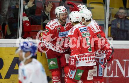 EBEL. Eishockey Bundesliga. KAC gegen	HC TWK Innsbruck (Die Haie).  Torjubel Siim Liivik, Marco Richter, Clemens Unterweger, Charles Robin Gartner (KAC). Klagenfurt, am 2.12.2018.
Foto: Kuess

---
pressefotos, pressefotografie, kuess, qs, qspictures, sport, bild, bilder, bilddatenbank