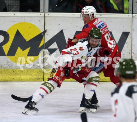 EBEL. Eishockey Bundesliga. KAC gegen	HCB Suedtirol Alperia. Richter Marco (KAC), Marchetti Stefano (Bozen). Klagenfurt, am 9.12.2018.
Foto: Kuess

---
pressefotos, pressefotografie, kuess, qs, qspictures, sport, bild, bilder, bilddatenbank