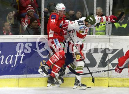 EBEL. Eishockey Bundesliga. KAC gegen	HCB Suedtirol Alperia. Adam Comrie, (KAC), Frank Daniel (Bozen). Klagenfurt, am 9.12.2018.
Foto: Kuess

---
pressefotos, pressefotografie, kuess, qs, qspictures, sport, bild, bilder, bilddatenbank