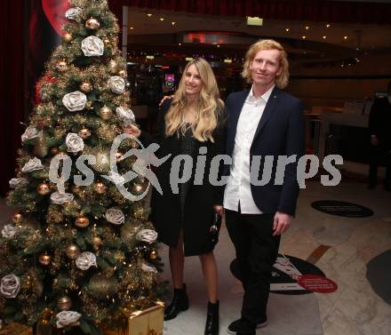 Sportgala. Nacht des Sports. Ehrung Sportler des Jahres.  Anna Gasser mit Freund Clemens Millauer. Velden, 22.12.2018.
Foto: Kuess 
---
pressefotos, pressefotografie, kuess, qs, qspictures, sport, bild, bilder, bilddatenbank