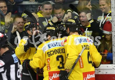 EBEL. Eishockey Bundesliga. KAC gegen	spusu Vienna Capitals. Torjubel Dorion Marc-Andre,	DeSousa Christopher, Nissner Benjamin  (Vienna Capitals). Klagenfurt, am 23.12.2018.
Foto: Kuess

---
pressefotos, pressefotografie, kuess, qs, qspictures, sport, bild, bilder, bilddatenbank