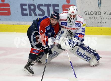 EBEL. Eishockey Bundesliga. EC VSV gegen KHL Medvescak Zagreb. Dan Bakala,  (VSV), Nik Simsic  (Zagreb). Villach, am 26.12.2018.
Foto: Kuess 


---
pressefotos, pressefotografie, kuess, qs, qspictures, sport, bild, bilder, bilddatenbank