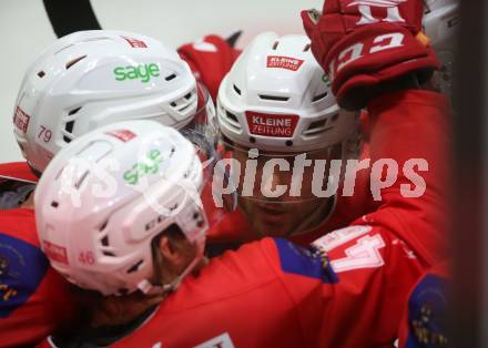 EBEL. Eishockey Bundesliga. KAC gegen	VSV. Torjubel Mitch Wahl, Johannes Bischofberger, Charles Robin Gartner (KAC). Klagenfurt, am 28.12.2018.
Foto: Kuess

---
pressefotos, pressefotografie, kuess, qs, qspictures, sport, bild, bilder, bilddatenbank