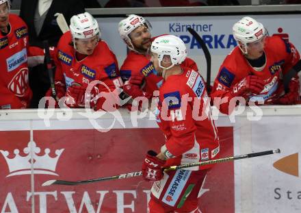 EBEL. Eishockey Bundesliga. KAC gegen	VSV. Torjubel Mitch Wahl, Marco Richter, Thomas Koch (KAC). Klagenfurt, am 28.12.2018.
Foto: Kuess

---
pressefotos, pressefotografie, kuess, qs, qspictures, sport, bild, bilder, bilddatenbank