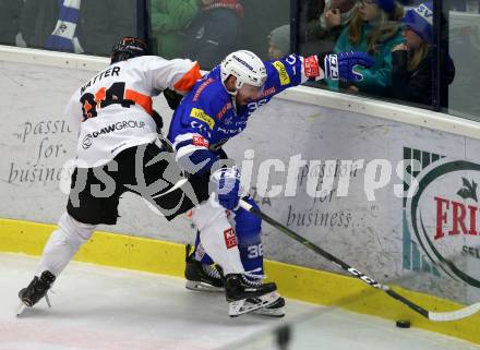 EBEL. Eishockey Bundesliga. EC VSV gegen Moser Medical Graz99ers.   Jerry Pollastrone,  (VSV), Daniel Natter (Graz). Villach, am 30.12.2018.
Foto: Kuess 


---
pressefotos, pressefotografie, kuess, qs, qspictures, sport, bild, bilder, bilddatenbank