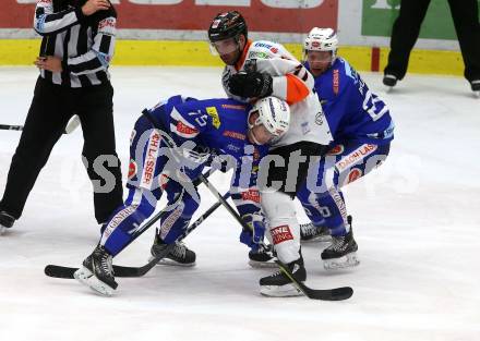 EBEL. Eishockey Bundesliga. EC VSV gegen Moser Medical Graz99ers.   Blaine Down, Nico Brunner, (VSV), Travis Oleksuk  (Graz). Villach, am 30.12.2018.
Foto: Kuess 


---
pressefotos, pressefotografie, kuess, qs, qspictures, sport, bild, bilder, bilddatenbank