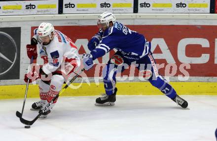 EBEL. Eishockey Bundesliga. EC VSV gegen KAC.  Thomas Koch, (VSV),  Jason Desantis (KAC). Villach, am 1.1.2019.
Foto: Kuess 


---
pressefotos, pressefotografie, kuess, qs, qspictures, sport, bild, bilder, bilddatenbank