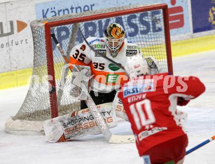 EBEL. Eishockey Bundesliga. KAC gegen	Moser Medical Graz99ers. Kozek Andrew Jacob (KAC), Rahm Robin,  (Graz). Klagenfurt, am 4.1.2019.
Foto: Kuess

---
pressefotos, pressefotografie, kuess, qs, qspictures, sport, bild, bilder, bilddatenbank