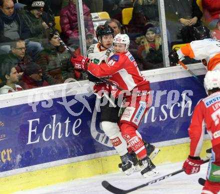 EBEL. Eishockey Bundesliga. KAC gegen	Moser Medical Graz99ers.  Richter Marco (KAC), Jakobsson Robin (Graz). Klagenfurt, am 4.1.2019.
Foto: Kues

---
pressefotos, pressefotografie, kuess, qs, qspictures, sport, bild, bilder, bilddatenbank