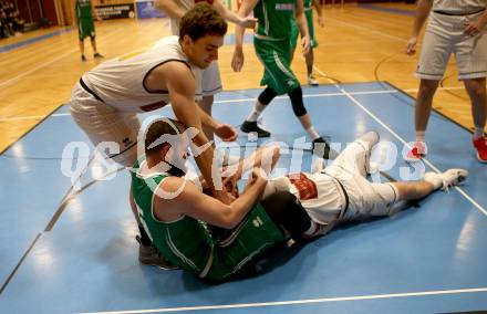 Basketball 2. Bundesliga. Grunddurchgang 13. Runde. Woerthersee Piraten gegen KOS Celovec.  Andreas Nuck, Lukas Simoner, (Woerthersee Piraten),   Jaka Stemberger  (KOS). Klagenfurt, am 5.1.2019.
Foto: Kuess
---
pressefotos, pressefotografie, kuess, qs, qspictures, sport, bild, bilder, bilddatenbank