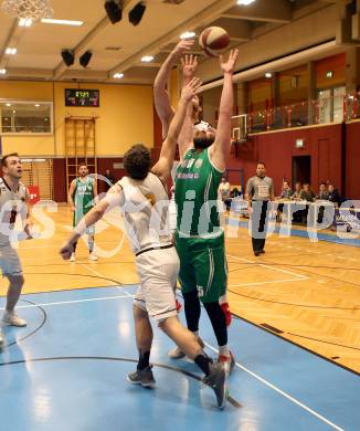 Basketball 2. Bundesliga. Grunddurchgang 13. Runde. Woerthersee Piraten gegen KOS Celovec.  Andreas Nuck, Matic Sirnik, (Woerthersee Piraten),  Jaka Stemberger  (KOS). Klagenfurt, am 5.1.2019.
Foto: Kuess
---
pressefotos, pressefotografie, kuess, qs, qspictures, sport, bild, bilder, bilddatenbank