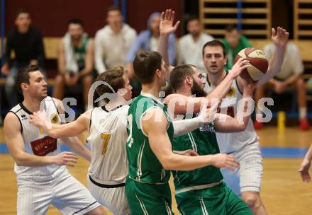 Basketball 2. Bundesliga. Grunddurchgang 13. Runde. Woerthersee Piraten gegen KOS Celovec.  Jan-Arne Apschner, Lukas Simoner,  (Woerthersee Piraten), Lovro Fizuleto,  Jaka Stemberger (KOS). Klagenfurt, am 5.1.2019.
Foto: Kuess
---
pressefotos, pressefotografie, kuess, qs, qspictures, sport, bild, bilder, bilddatenbank