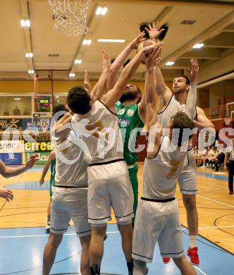 Basketball 2. Bundesliga. Grunddurchgang 13. Runde. Woerthersee Piraten gegen KOS Celovec. Maximilian Kunovjanek, Andreas Nuck, Lukas Simoner, Matic Sirnik (Woerthersee Piraten), Jaka Stemberger  (KOS). Klagenfurt, am 5.1.2019.
Foto: Kuess
---
pressefotos, pressefotografie, kuess, qs, qspictures, sport, bild, bilder, bilddatenbank