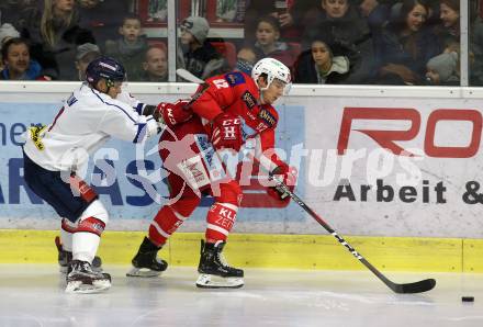 EBEL. Eishockey Bundesliga. KAC gegen	KHL Medvescak Zagreb. Clemens Unterweger,  (KAC), Domen Vedlin (Zagreb). Klagenfurt, am 6.1.2019.
Foto: Kuess

---
pressefotos, pressefotografie, kuess, qs, qspictures, sport, bild, bilder, bilddatenbank