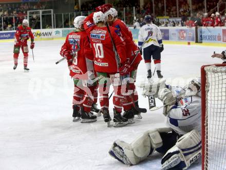 EBEL. Eishockey Bundesliga. KAC gegen	KHL Medvescak Zagreb. Torjubel Andrew Jacob Kozek,  Matthew Neal, Thomas Koch, Nicholas ERic Petersen (KAC). Klagenfurt, am 6.1.2019.
Foto: Kuess

---
pressefotos, pressefotografie, kuess, qs, qspictures, sport, bild, bilder, bilddatenbank
