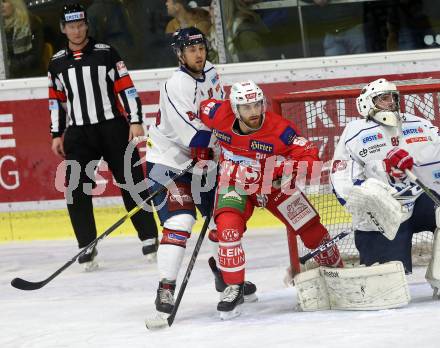 EBEL. Eishockey Bundesliga. KAC gegen	KHL Medvescak Zagreb. Matthew Neal,  (KAC), Mario Sertic (Zagreb). Klagenfurt, am 8.1.2019.
Foto: Kuess

---
pressefotos, pressefotografie, kuess, qs, qspictures, sport, bild, bilder, bilddatenbank