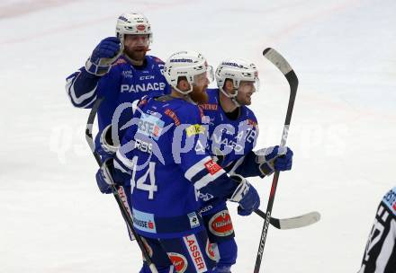 EBEL. Eishockey Bundesliga. EC VSV gegen HC Orli Znojmo.  Torjubel Markus Schlacher, MacGregor Sharp, Jamie Fraser (VSV). Villach, am 11.1.2019.
Foto: Kuess 


---
pressefotos, pressefotografie, kuess, qs, qspictures, sport, bild, bilder, bilddatenbank