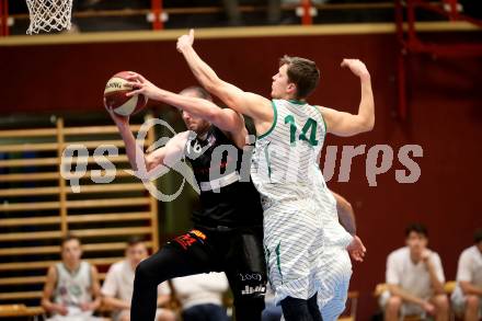 Basketball 2. Bundesliga. Grunddurchgang 14. Runde. KOS Celovec gegen   	BK Mattersburg Rocks. Lovro Fizuleto (KOS), Corey Hallett  (BK Mattersburg Rocks). Klagenfurt, am 13.1.2019.
Foto: Kuess
---
pressefotos, pressefotografie, kuess, qs, qspictures, sport, bild, bilder, bilddatenbank