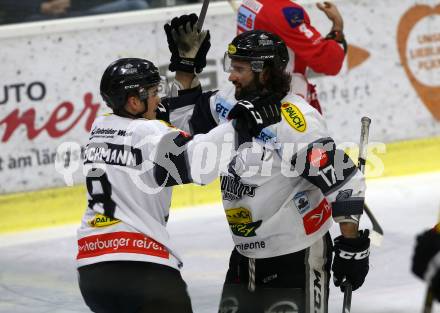 EBEL. Eishockey Bundesliga. KAC gegen	Dornbirn Bulldogs. Torjubel Philipp Poeschmann, Scott Timmins (Dornbirn). Klagenfurt, am 13.1.2019.
Foto: Kuess

---
pressefotos, pressefotografie, kuess, qs, qspictures, sport, bild, bilder, bilddatenbank