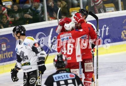 EBEL. Eishockey Bundesliga. KAC gegen	Dornbirn Bulldogs. Torjubel Johannes Bischofberger, Thomas Hundertpfund (KAC). Klagenfurt, am 13.1.2019.
Foto: Kuess

---
pressefotos, pressefotografie, kuess, qs, qspictures, sport, bild, bilder, bilddatenbank