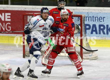 EBEL. Eishockey Bundesliga. KAC gegen	Fehervar AV 19. Thomas Koch, (KAC), Tamas Robert Sarpatki  (Alba Volan). Klagenfurt, am 18.1.2019.
Foto: Kuess

---
pressefotos, pressefotografie, kuess, qs, qspictures, sport, bild, bilder, bilddatenbank