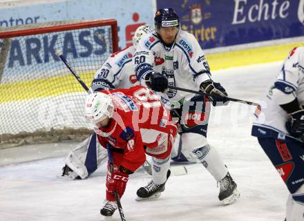 EBEL. Eishockey Bundesliga. KAC gegen	Fehervar AV 19. Thomas Koch,  (KAC), Tero Koskiranta (Alba Volan). Klagenfurt, am 18.1.2019.
Foto: Kuess

---
pressefotos, pressefotografie, kuess, qs, qspictures, sport, bild, bilder, bilddatenbank