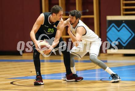 Basketball 2. Bundesliga. Grunddurchgang 15. Runde. Woerthersee Piraten gegen Basket Flames.  Selmir Husanovic,  (Woerthersee Piraten), Fuad Memcic (Basket Flames). Klagenfurt, am 5.1.2019.
Foto: Kuess
---
pressefotos, pressefotografie, kuess, qs, qspictures, sport, bild, bilder, bilddatenbank