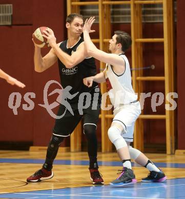 Basketball 2. Bundesliga. Grunddurchgang 15. Runde. Woerthersee Piraten gegen Basket Flames.  Christof Gspandl,   (Woerthersee Piraten), Fuad Memcic (Basket Flames). Klagenfurt, am 5.1.2019.
Foto: Kuess
---
pressefotos, pressefotografie, kuess, qs, qspictures, sport, bild, bilder, bilddatenbank