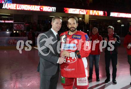 EBEL. Eishockey Bundesliga. KAC gegen	HC Orli Znojmo. Ehrung Jamie Lundmark. Jamie Lundmark, Thomas Koch. Klagenfurt, am 27.1.2019.
Foto: Kuess
Foto: Kuess

---
pressefotos, pressefotografie, kuess, qs, qspictures, sport, bild, bilder, bilddatenbank