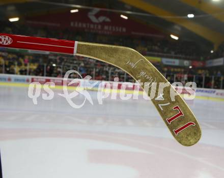 EBEL. Eishockey Bundesliga. KAC gegen	HC Orli Znojmo.  Ehrung Jamie Lundmark. Fans.  Klagenfurt, am 27.1.2019.
Foto: Kuess

---
pressefotos, pressefotografie, kuess, qs, qspictures, sport, bild, bilder, bilddatenbank