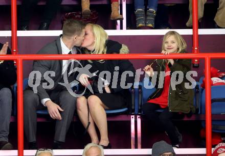 EBEL. Eishockey Bundesliga. KAC gegen	HC Orli Znojmo.  Kiss cam. Jamie Lundmark (KAC). Klagenfurt, am 27.1.2019.
Foto: Kuess

---
pressefotos, pressefotografie, kuess, qs, qspictures, sport, bild, bilder, bilddatenbank