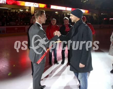 EBEL. Eishockey Bundesliga. KAC gegen	HC Orli Znojmo. Ehrung Jamie Lundmark. Johannes Reichel, Jamie Lundmark. Klagenfurt, am 27.1.2019.
Foto: Kuess
Foto: Kuess

---
pressefotos, pressefotografie, kuess, qs, qspictures, sport, bild, bilder, bilddatenbank