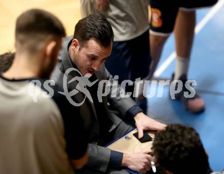 Basketball 2. Bundesliga. Grunddurchgang 16. Runde. KOS Celovec gegen   	BBC Nord Dragonz.  Trainer Dusan Kozlica (BBC Nord Dragonz). Klagenfurt, am 27.1.2019.
Foto: Kuess
---
pressefotos, pressefotografie, kuess, qs, qspictures, sport, bild, bilder, bilddatenbank