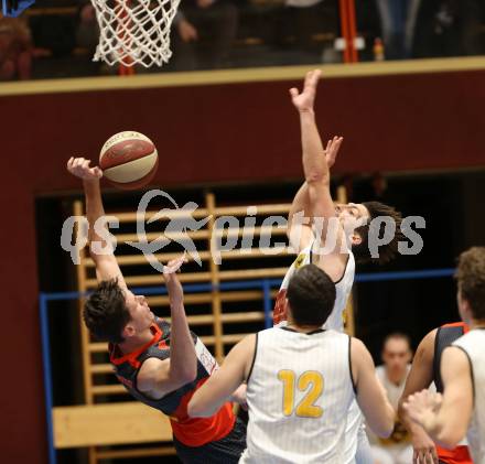 Basketball 2. Bundesliga. Grunddurchgang 17. Runde. Woerthersee Piraten gegen UBC St. Poelten. Sebastian Schaal  (Woerthersee Piraten), Martin Speiser (St. Poelten). Klagenfurt, am 2.2.2019.
Foto: Kuess
---
pressefotos, pressefotografie, kuess, qs, qspictures, sport, bild, bilder, bilddatenbank