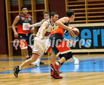 Basketball 2. Bundesliga. Grunddurchgang 17. Runde. Woerthersee Piraten gegen UBC St. Poelten.  Jan-Arne Apschner (Woerthersee Piraten), Martin Speiser (St. Poelten). Klagenfurt, am 2.2.2019.
Foto: Kuess
---
pressefotos, pressefotografie, kuess, qs, qspictures, sport, bild, bilder, bilddatenbank