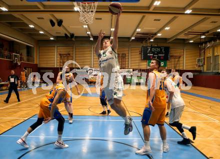 Basketball 2. Bundesliga. Grunddurchgang 18. Runde. KOS Celovec gegen   	BBU Salzburg. Andi Smrtnik (KOS), Mladen Perak (Salzburg). Klagenfurt, am 9.2.2019.
Foto: Kuess
---
pressefotos, pressefotografie, kuess, qs, qspictures, sport, bild, bilder, bilddatenbank