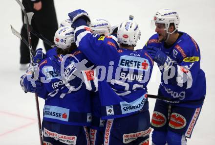 EBEL. Eishockey Bundesliga. EC VSV gegen HC TWK Innsbruck.  Torjubel MacGregor Sharp, Christof Kromp, Johann Lars Olof Eriksson, Yann Sauve, Stefan Bacher (VSV). Villach, am 3.3.2019.
Foto: Kuess 


---
pressefotos, pressefotografie, kuess, qs, qspictures, sport, bild, bilder, bilddatenbank