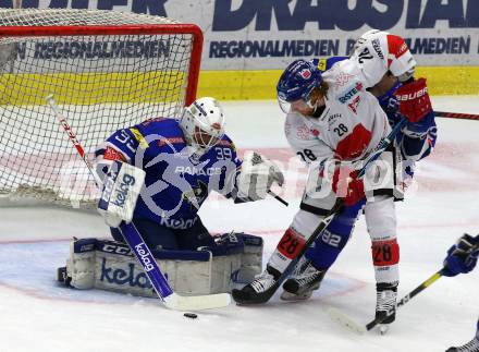 EBEL. Eishockey Bundesliga. EC VSV gegen HC TWK Innsbruck.  Dan Bakala,  (VSV), Michael Boivin (Innsbruck). Villach, am 3.3.2019.
Foto: Kuess 


---
pressefotos, pressefotografie, kuess, qs, qspictures, sport, bild, bilder, bilddatenbank