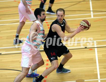 Basketball 2. Bundesliga. Grunddurchgang 15. Runde. Raiders Villach gegen Mistelbach Mustangs. Antonio Boban  (Villach),  Vladimir Sismilich (Mistelbach Mustangs). Klagenfurt, am 3.3.2019.
Foto: Kuess
---
pressefotos, pressefotografie, kuess, qs, qspictures, sport, bild, bilder, bilddatenbank